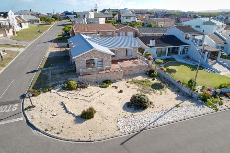 3 Bedroom Property for Sale in Struisbaai Western Cape